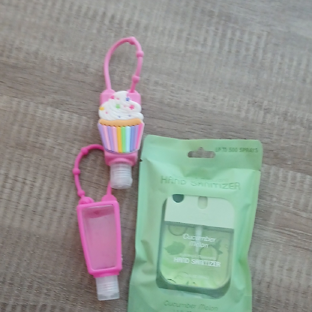 Pink Cupcake Hand Sanitizer Holder Set